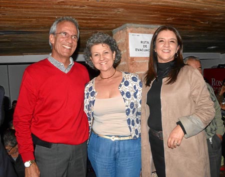 Gustavo Hoyos Zuluaga, Beatriz Sánchez Hurtado y Gloria Sánchez Agudelo.