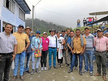 Encuentro de precandidatos