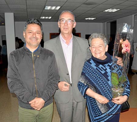 En el campus Palogrande de la Universidad Nacional de Colombia, donde se ofreció el concierto aparecen: Felipe Soto Osorio, Jaim