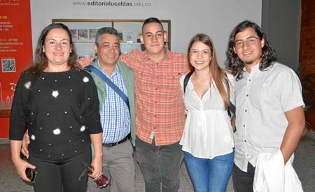 Mónica Pineda Pérez, Raúl Ardila Castillo, Juan Pablo Ardila Pineda, Daniela Restrepo Restrepo y Raúl Ardila Pineda.