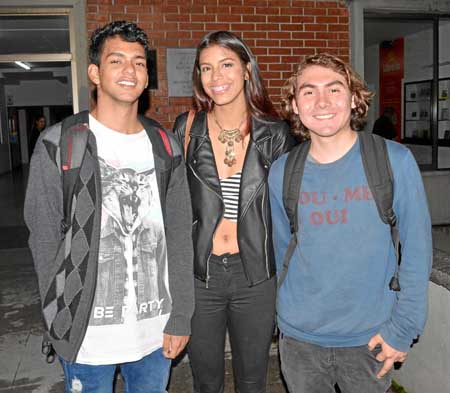 Andrés Felipe Vásquez Castañeda, Kelly Jhoana Velásquez Martínez y César Augusto Arias Molano.