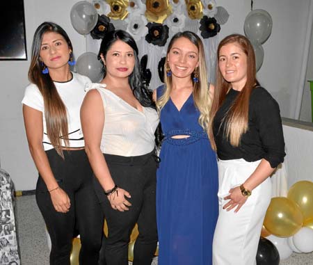 Diana Milena Aguirre Alarcón, Claudia Viviana Loaiza Patiño, Angie Paola Castro López y Luisa Fernanda Gaviria Jiménez.