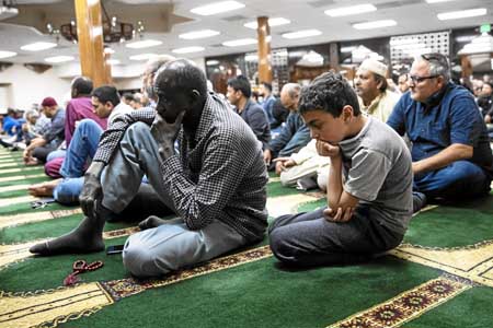 Los creyentes asistieron ayer a la oración semanal del viernes Zhuhr durante la cual el Imam habló de los ataques de Nueva Zelan