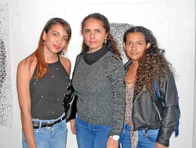 Vanessa Montoya Ocampo, Ángela Gómez Orozco y Nisdanis Contreras Reyes.