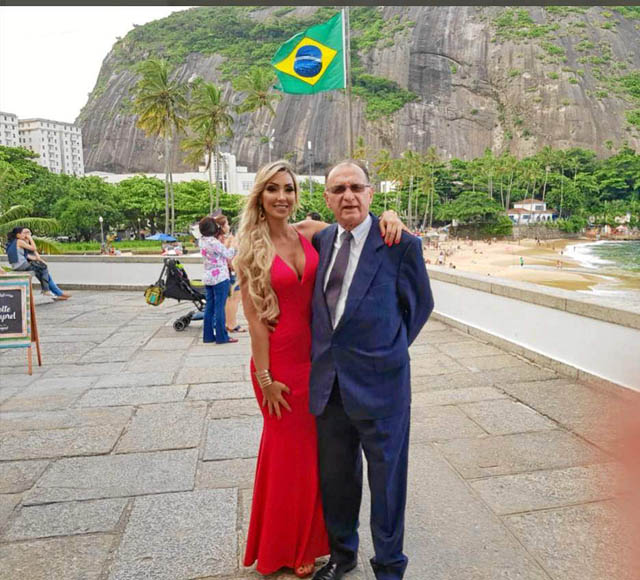 Mariana Jaramillo Buendia en compañía de su padre Germán Jaramillo Gutiérrez. 