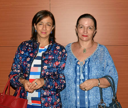 Francia Echeverri León y Amparo Noreña Echeverri.