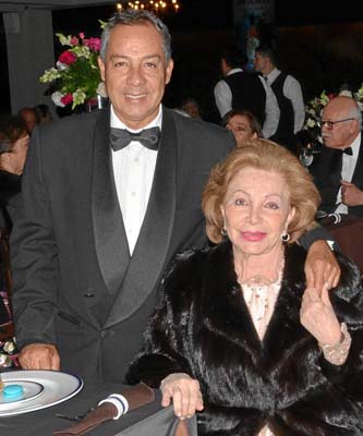 Carlos Alberto Valencia García y Blanca Stella García de Valencia.