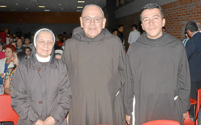 Hermana Aurora Morales Morales, fray Marino Martínez Pérez y fray Ricardo Pimienta.