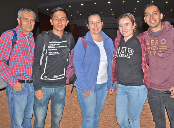 Samuel Ríos Montes, Nicolás Ríos Villegas, Carmenza Villegas Pérez, Randy Kuster y Juan Ríos Grajales.