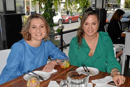 En Ednia se reunieron María Alejandra Gómez Uribe y Luz Adriana Sierra Grajales.