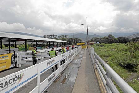 En Cúcuta amaneció cerrado el paso fronterizo con Venezuela. 