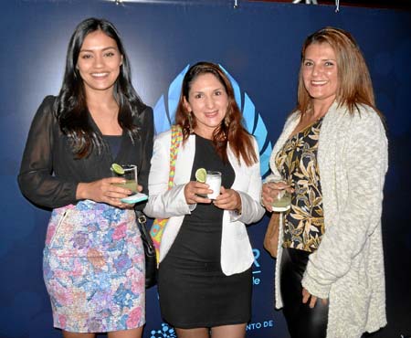 Paola Cortés Vélez, Sandra Milena Pineda Hernández y Cénide Ospina Cuartas.