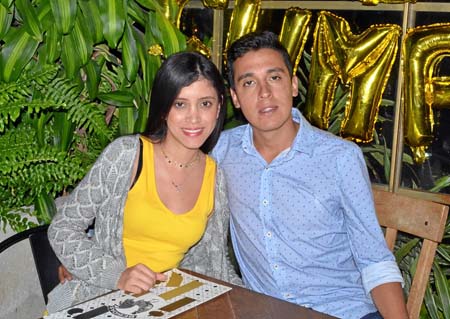 Valentina Cifuentes Muñoz ofreció una comida en Cortesana en homenaje a Camilo Gómez Chica.