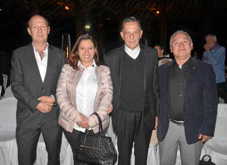 Carlos Eduardo Jaramillo Sanint, Inés Adriana Valencia Galeano, Leopoldo Peláez Arbeláez y Julio César Sánchez Quintero.