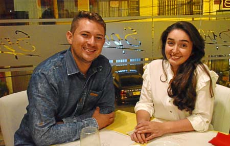 Luis Alberto Moreno Retjman y Yésica Alejandra Zuluaga Rendón compartieron en una comida en el restaurante Spago.