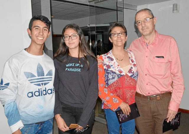 Camilo García Castaño, Sara Medina Castelblanco, Mónica Lucía Castelblanco Niño y Gonzalo Medina Arellano.