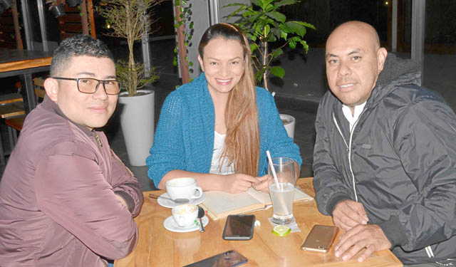 Michael Clavijo, Natalia López Castrillón y Andrés Felipe Ospina compartieron en El Dauntaun.