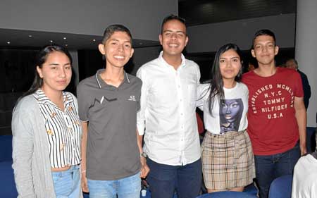 Gabriela Benavides Cadena, Juan Diego Vargas Calderón, Juan Guillermo Mancera Calderón, Gabriela Buchelli Chaves y Randall Suáre