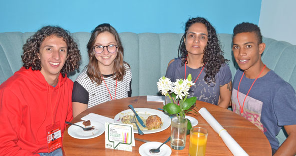 Nicolás Arboleda Echeverri, Camila Duque Pedraza, Laura Cárdenas Gómez y Diego Alejandro Montaño Toro.