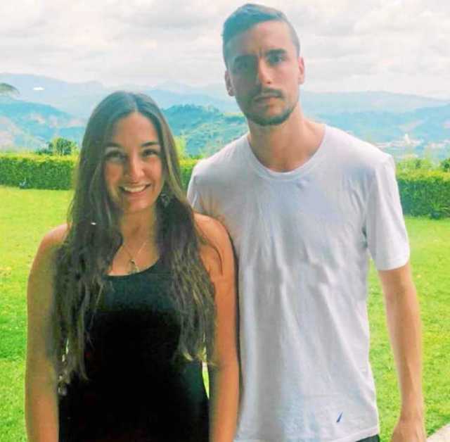 Laura Rivera celebro al lado de Mateo Uribe.