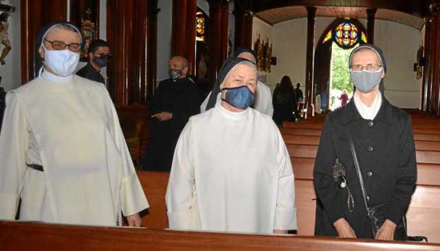 Hermanas Matilde Valencia López, Adiela Giraldo Castaño y María Eugenia López Arroyave.