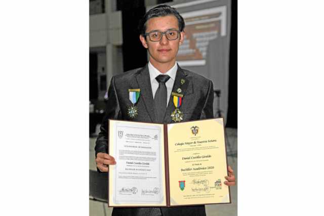 Daniel Castillo Giraldo, mejor bachiller del colegio Mayor de Nuestra Señora.