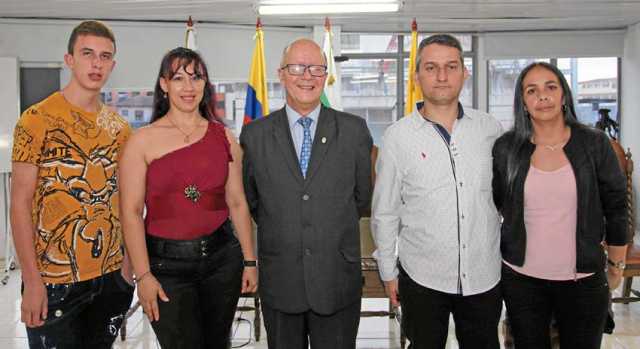 Nelson David Carmona Ruiz, María Julieta Ruiz Galvis, Germán Conde Betancur, Nelson Enrique García Ortiz y Maryluz Franco Franco