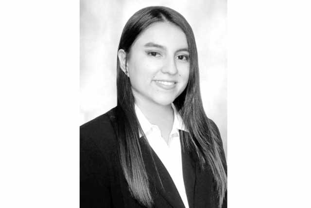 Yéssica Lorena Escobar Rojas, de Manzanares, recibió el título de Psicóloga por la Universidad de Manizales. Felicitaciones.