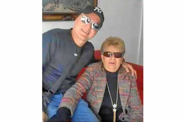 Oliva Bermúdez y su hijo, Jorge William Herrera.