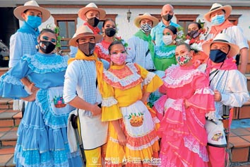 Terminan Intercolegiados Culturales 