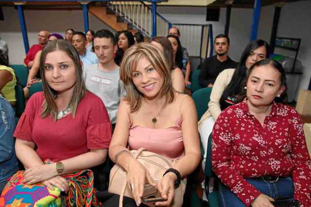 Diana Milena Gómez, Natalia Gutiérrez y Diana Patricia Quintero.