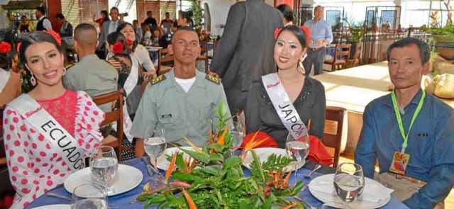Allyson Magaly Matamoros Yepes, Andrés Rúa Sotomayor, Yuka Araki e Ichiro Yamada.