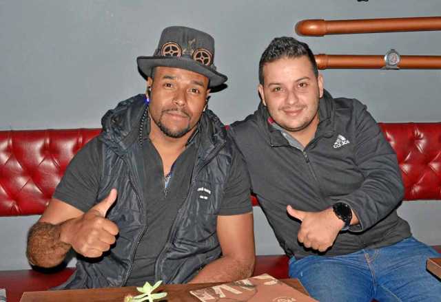 Rigy Alexánder Valentte y Juan Gabriel Rendón Monsalve se reunieron en una comida en el restaurante La Prole.