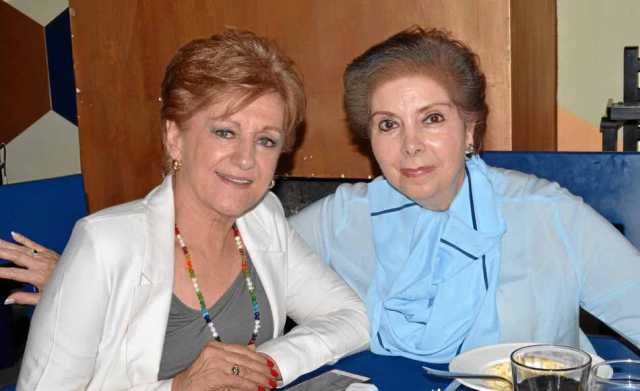 En el restaurante L’Atelier compartieron Zoe Restrepo Hoyos y María Eugenia Uribe de Avendaño.