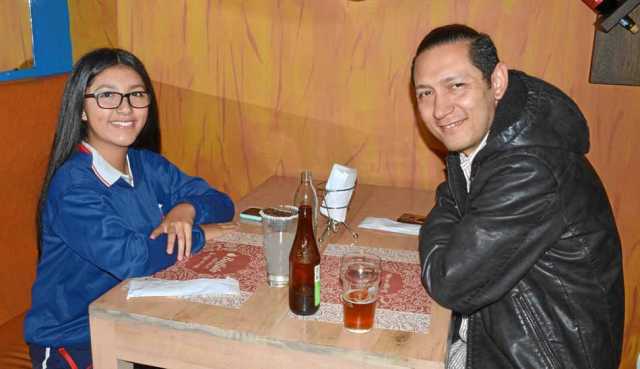 En Buffalo Republic estuvieron Clara Valencia Granados y Mario Valencia García.