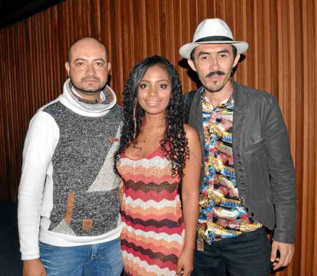 John Celis Mosquera, Yéssica Lorena Carrasquilla Barrientos y Álex Roma.