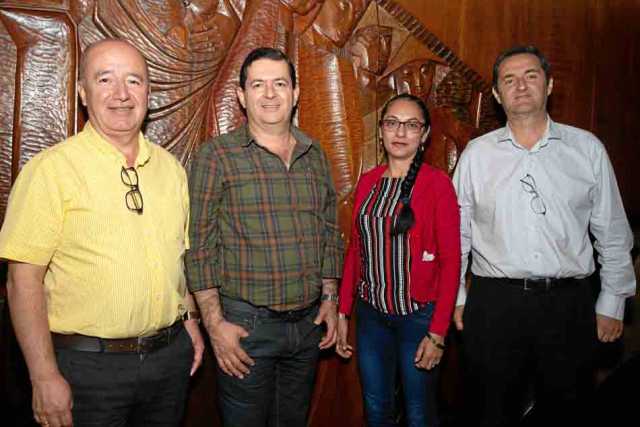 José Daniel Gaitán, René Salazar, Nidia González y Hernán Baena.