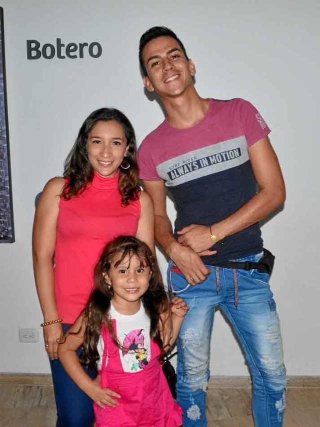 Ximena Valencia Medina, Salomé López Valencia y Albert Forero Díaz.