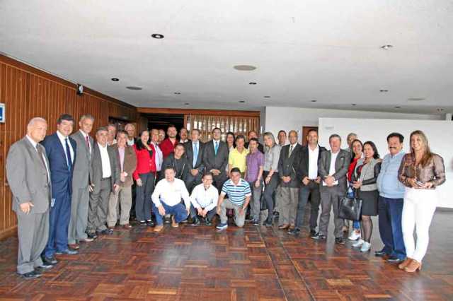 Grupo de periodistas y comunicadores sociales.