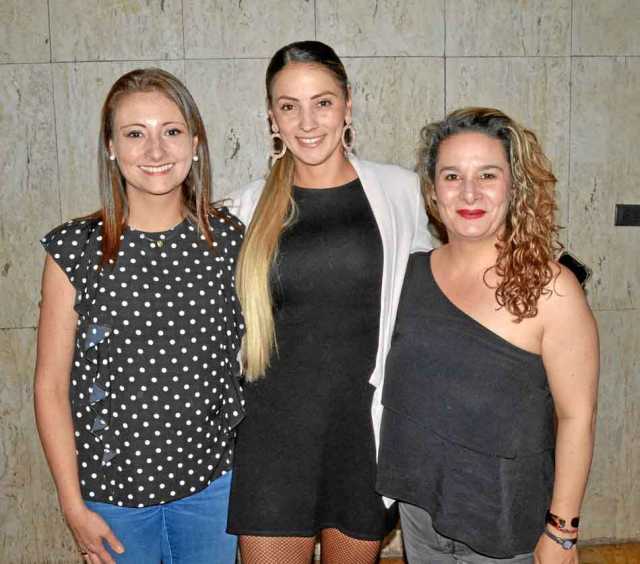Adriana Salazar Villegas, Lina Marcela Tangarife Giraldo y Paula Londoño Vallejo. 