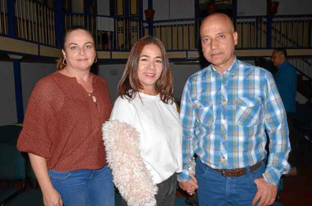 Diana María Salgado Escobar, Isabel Cristina Corredor Agudelo y Jhon Kevin Torres Rodríguez.
