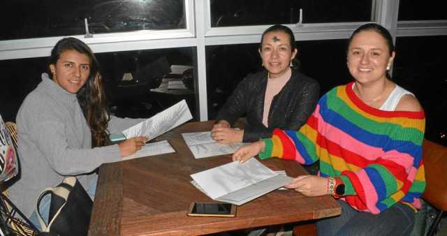 Carolina López Arango, Lina María Ochoa Restrepo (homenajeada) y Adriana Gómez Díaz estuvieron en Bretton.