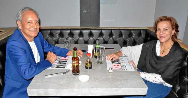 Los amigos Pedro Sierra Ortegón y Martha Elena Isaza Arango estuvieron en Keisaki.