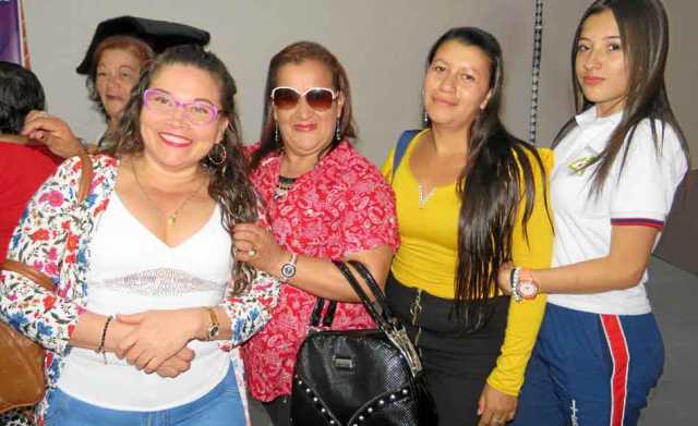 Luz Mery Tique Vidales, María Fanny Caro, Yurany Salazar Salazar y Michelle Zapata Castaño.