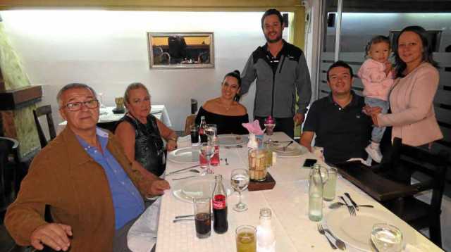 Carlos Alberto Zuluaga Jiménez e Inés Arango de Zuluaga celebraron el cumpleaños de Paula Zuluaga Arango en compañía de Jacobo Z