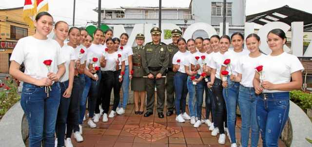 Valentina Agudelo Zuluaga, Valentina Betancur Valdez, Luz Amanda Cardona Cardona, Daniela Durán Ramírez, July Andrea Espinoza Pa