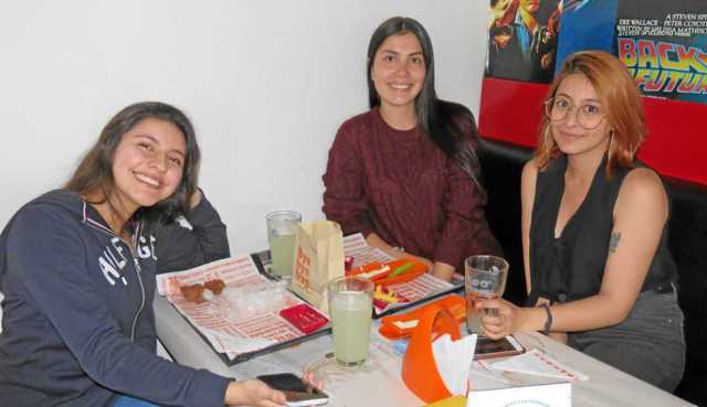 Isabella Ríos Lozano, Manuela Espinoza Muñoz y Ana Sofía Castro González estuvieron en Wingz.