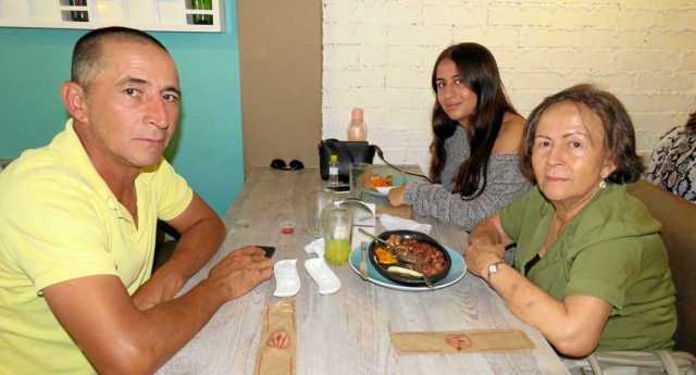 Luis Felipe Jaramillo Betancur, Andrea Jaramillo Carmona y Nubia Elena Betancur Pérez disfrutaron en Cháncharos.