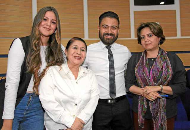 Ximena Restrepo Giraldo, Mariela Márquez Quintero, Felipe López (conferencista) y Marcela Cerón Rubio.