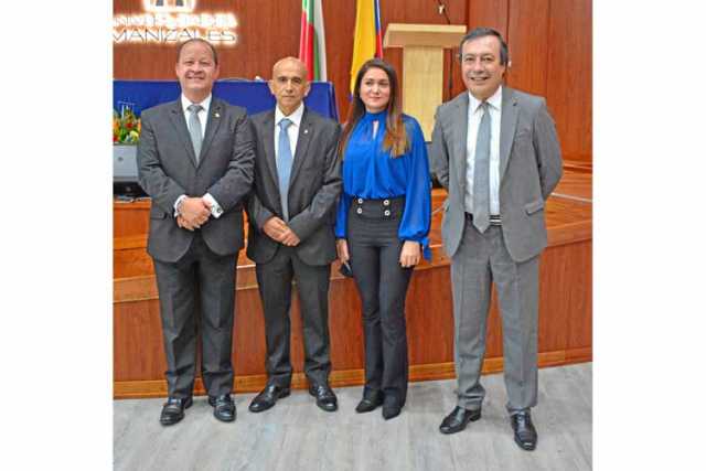 Guillermo Orlando Sierra Sierra, exrector. Duván Emilio Ramírez Ospina, rector; Yamilhet Andrade Arango, vicerrectora; y Jorge I